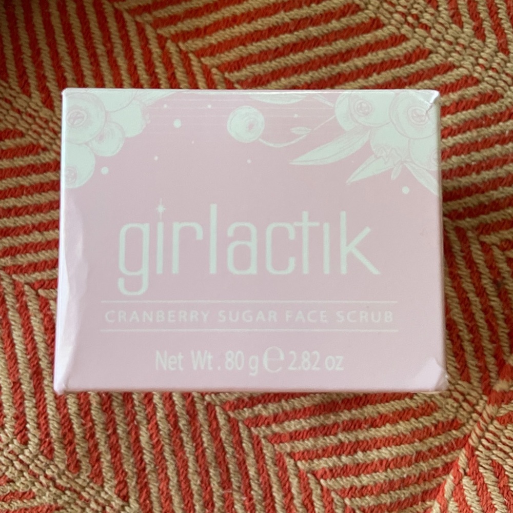 Girlaktic Cranberry Sugar Face Scrub